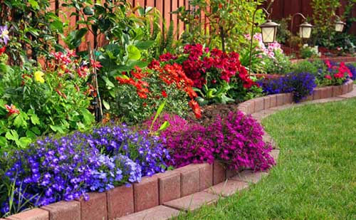Flower Bed Ideas For Front Of House, Pictures Of Gardens With Raised Flower Beds